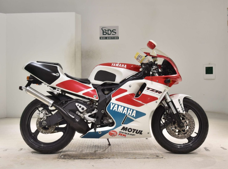 Мотоцикл Yamaha TZR250R з пробігом 16021 km
