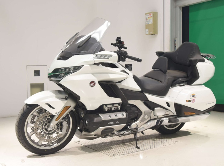 Мотоцикл Honda GL1800 TOUR D з пробігом 3983 km