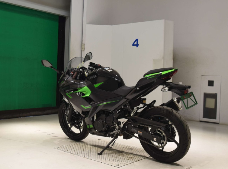 Мотоцикл Kawasaki NINJA400 з пробігом 4300 km