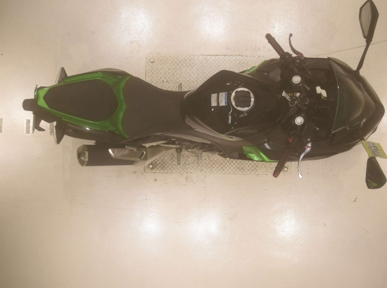 Мотоцикл Kawasaki NINJA400 з пробігом 4300 km