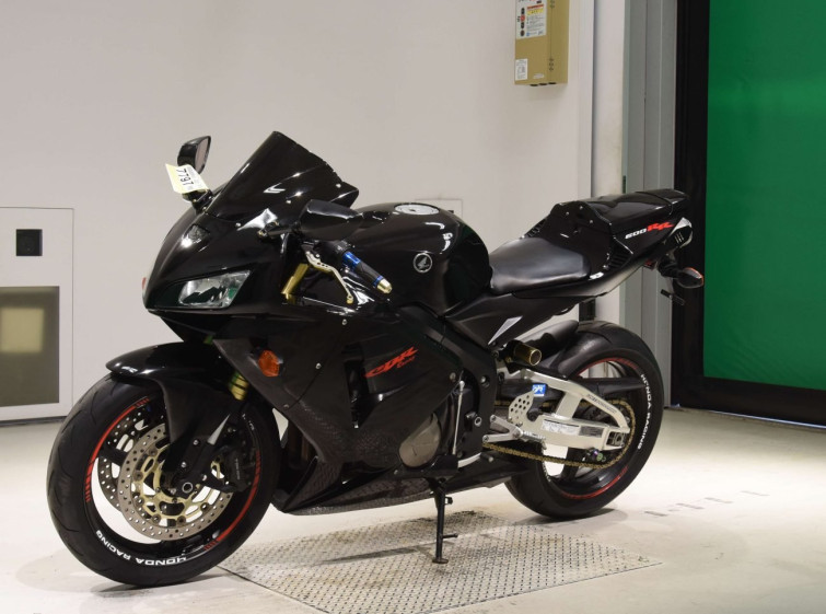 Мотоцикл Honda CBR600RR с пробегом 9855 km