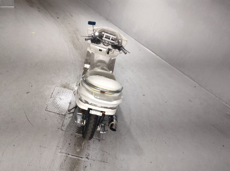 Мотоцикл Yamaha MAJESTY 250C з пробігом 33742 km