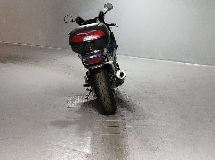 Мотоцикл Yamaha FJ1200 з пробігом 72658 km