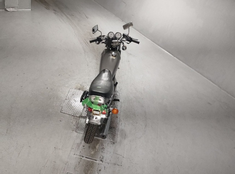 Мотоцикл Yamaha SR400 с пробегом 18068 km