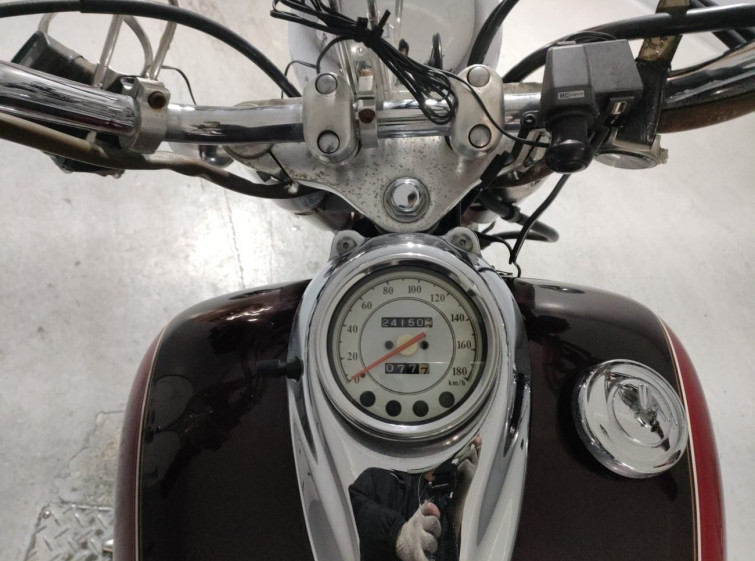 Мотоцикл Yamaha DRAGSTAR XVS400 CLASSIC с пробегом 24150 km