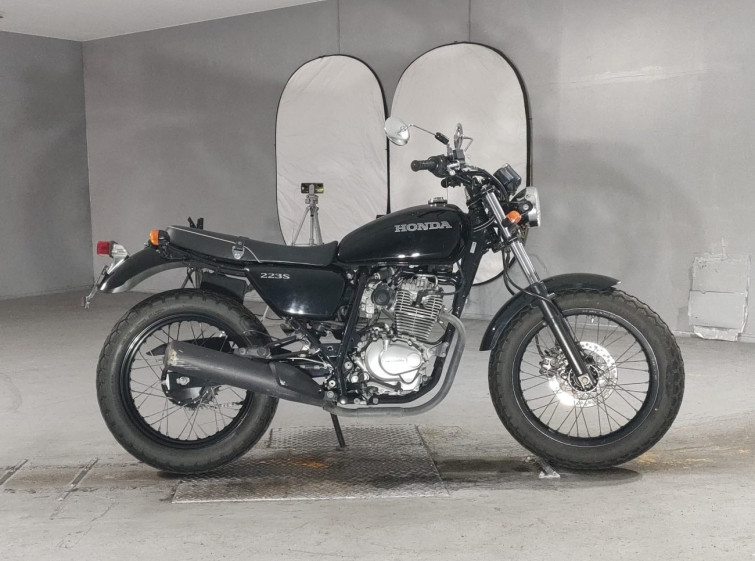 Мотоцикл Honda CB223S з пробігом 17484 km