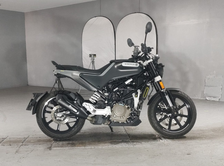 Мотоцикл Husqvarna SVARTPILEN 250 з пробігом 5136 km