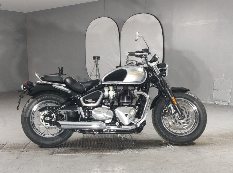 Мотоцикл Triumph bonneville speedmaster с пробегом 579 km