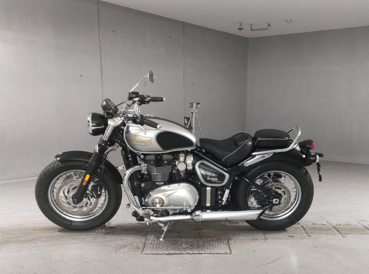 Мотоцикл Triumph bonneville speedmaster с пробегом 579 km