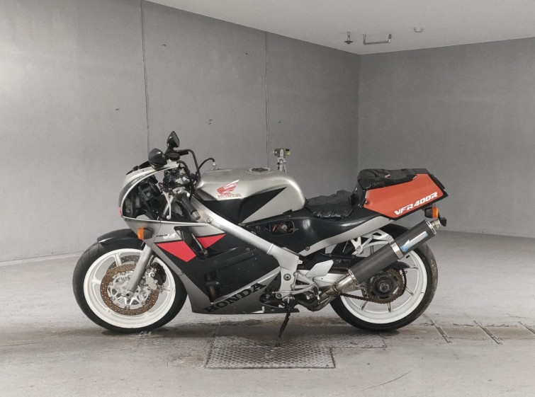 Мотоцикл Honda VFR400R с пробегом 20442 km