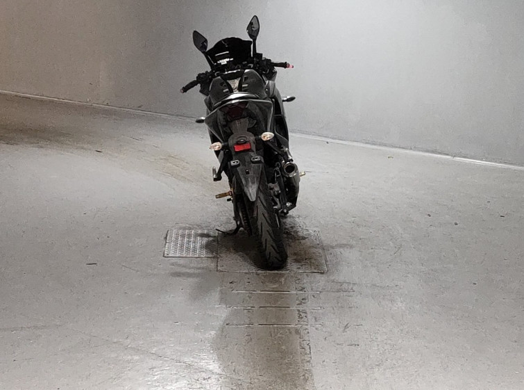 Мотоцикл Yamaha YZF-R25 з пробігом 28456 km