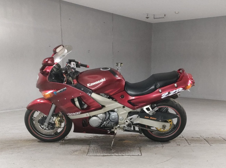 Мотоцикл Kawasaki ZZ-R400 з пробігом 47768 km
