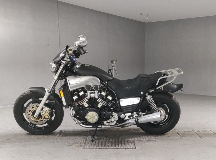 Мотоцикл Yamaha V-MAX1200 з пробігом 42368 m