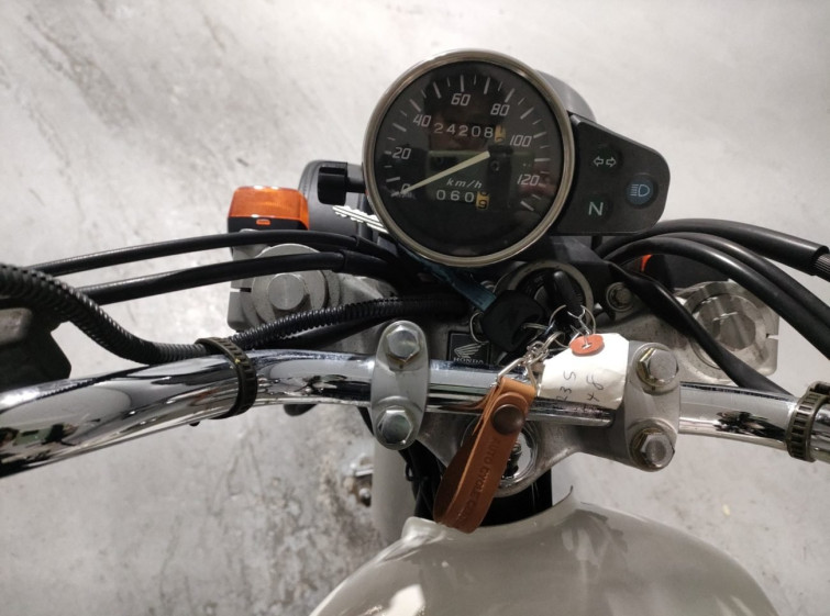 Мотоцикл Honda CB223S з пробігом 24208 km