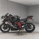 Мотоцикл Kawasaki NINJA ZX-25R з пробігом 9221 km