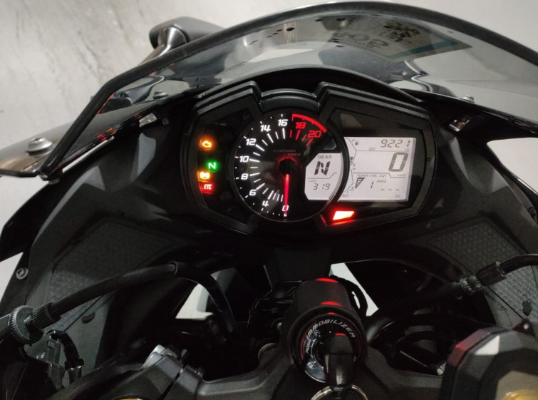 Мотоцикл Kawasaki NINJA ZX-25R з пробігом 9221 km