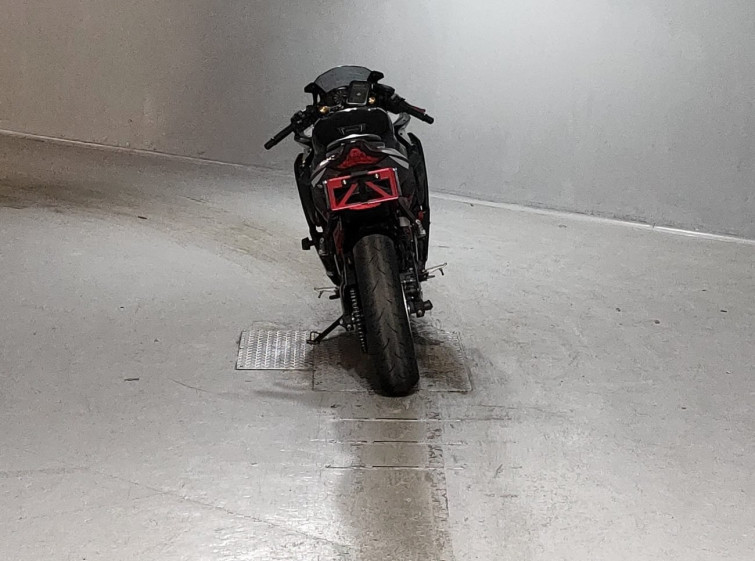 Мотоцикл Kawasaki NINJA ZX-25R з пробігом 9221 km