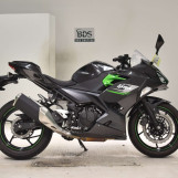 Мотоцикл Kawasaki NINJA250 з пробігом 4228 km