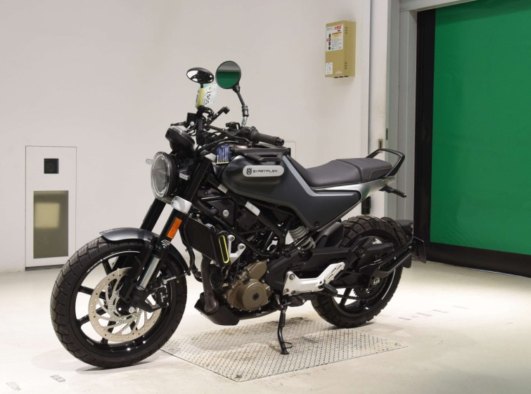 Мотоцикл Husqvarna SVARTPILEN 250 з пробігом 8518 km