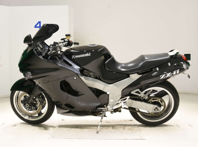 Мотоцикл Kawasaki ZZ-R1100 с пробегом 38885 km