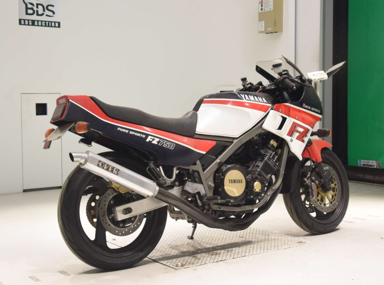 Мотоцикл Yamaha FZ750 с пробегом 68150 km