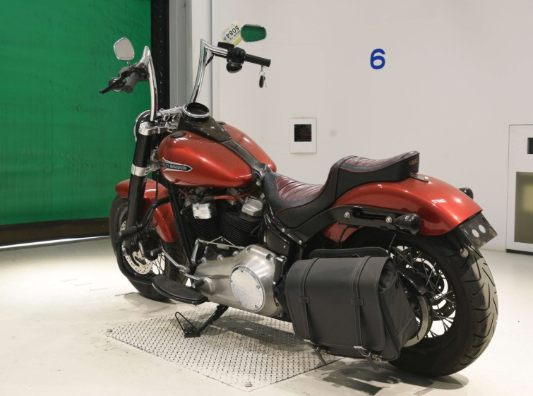 Мотоцикл HD SLIM FLSL1750 з пробігом 16843 km