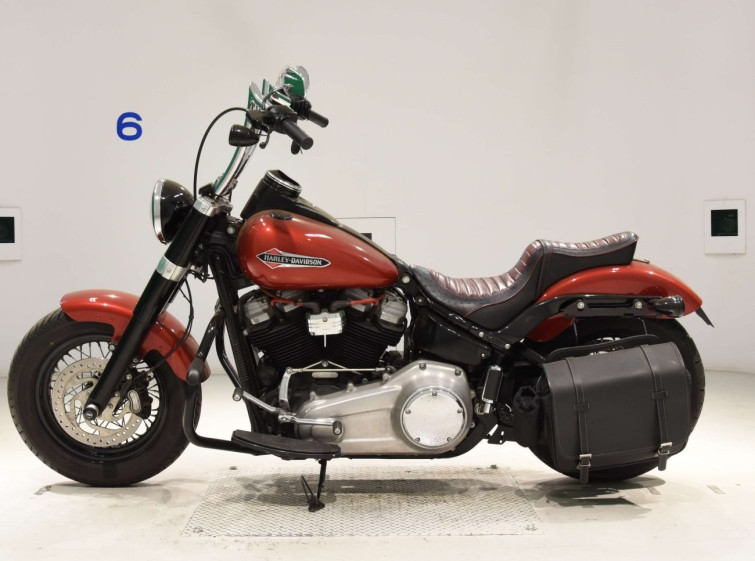 Мотоцикл HD SLIM FLSL1750 з пробігом 16843 km