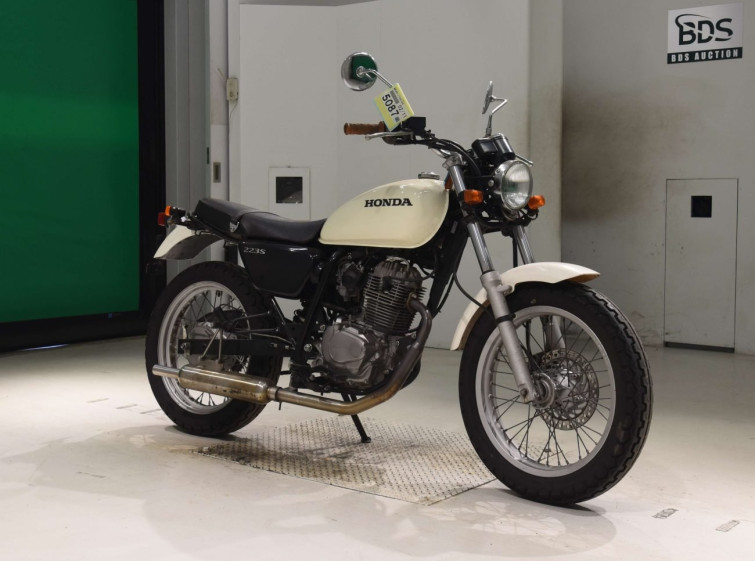 Мотоцикл Honda CB223S з пробігом 8881 km
