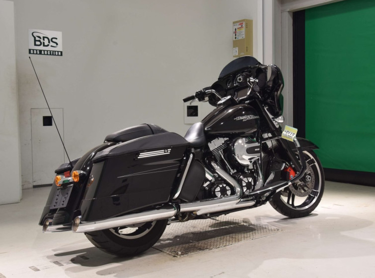 Мотоцикл HD SREET GLIDE FLHXS1690 з пробігом 4265 km
