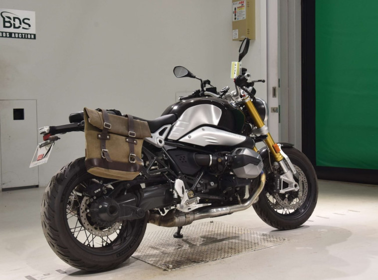 Мотоцикл BMW R NINE T з пробігом 15643 km