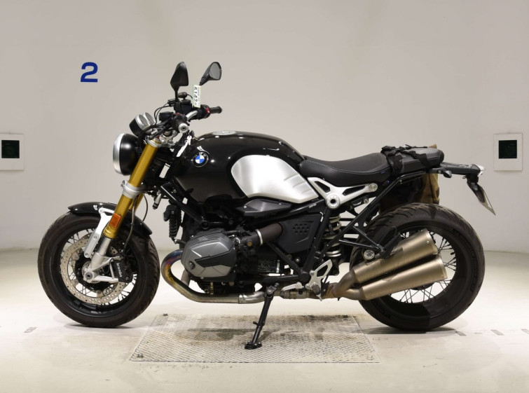 Мотоцикл BMW R NINE T з пробігом 15643 km