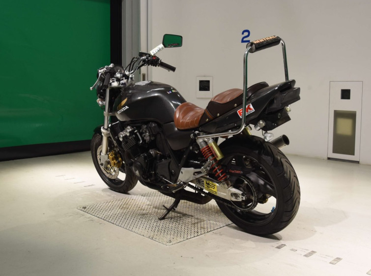 Мотоцикл Honda CB400SFV з пробігом 24300 km