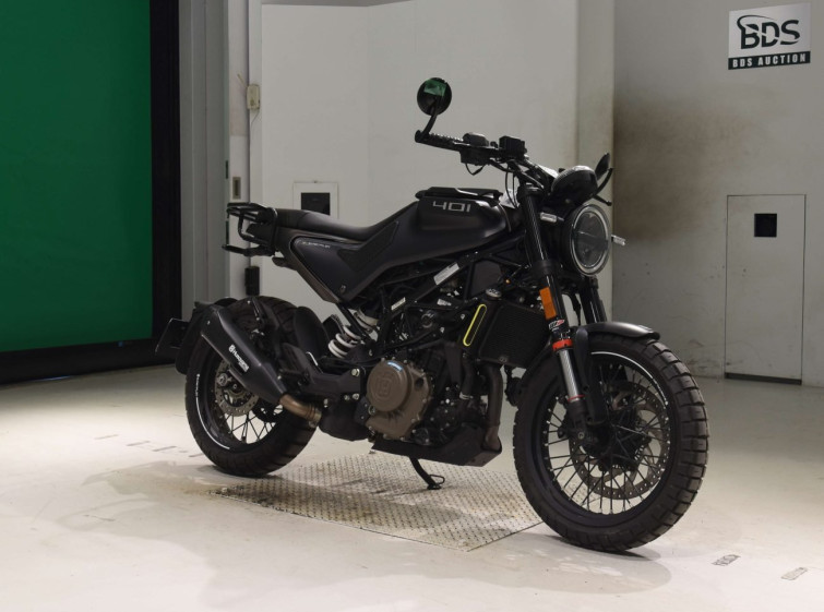 Мотоцикл Husqvarna SVARTPILEN 401 з пробігом 3766 km