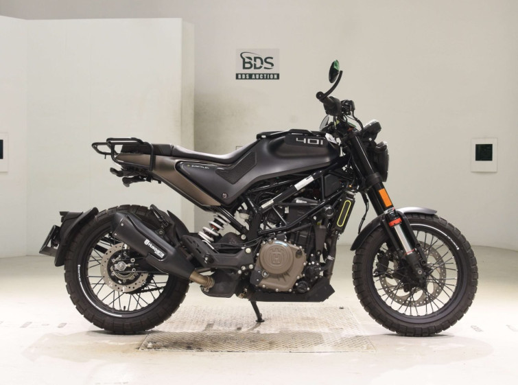 Мотоцикл Husqvarna SVARTPILEN 401 з пробігом 3766 km