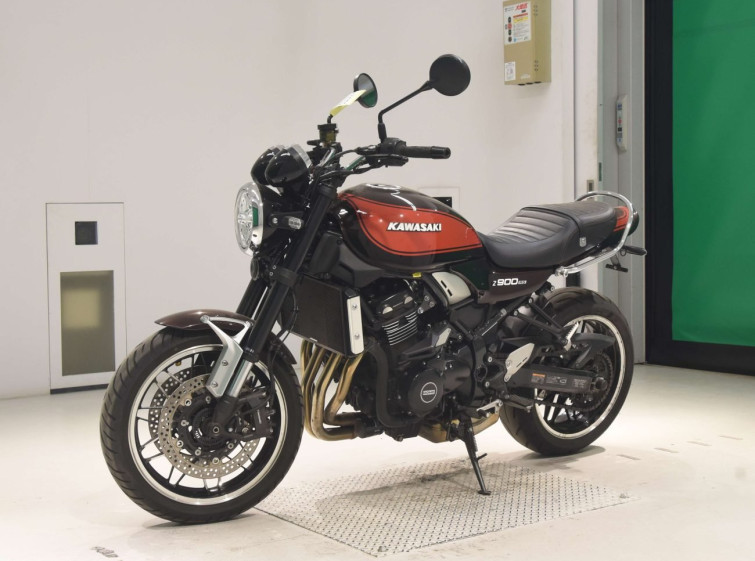 Мотоцикл Kawasaki Z900RS с пробегом 23650 km