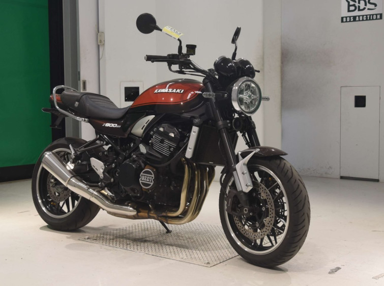 Мотоцикл Kawasaki Z900RS с пробегом 23650 km