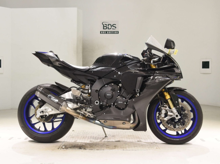 Мотоцикл Yamaha YZF-R1M с пробегом 13582 km