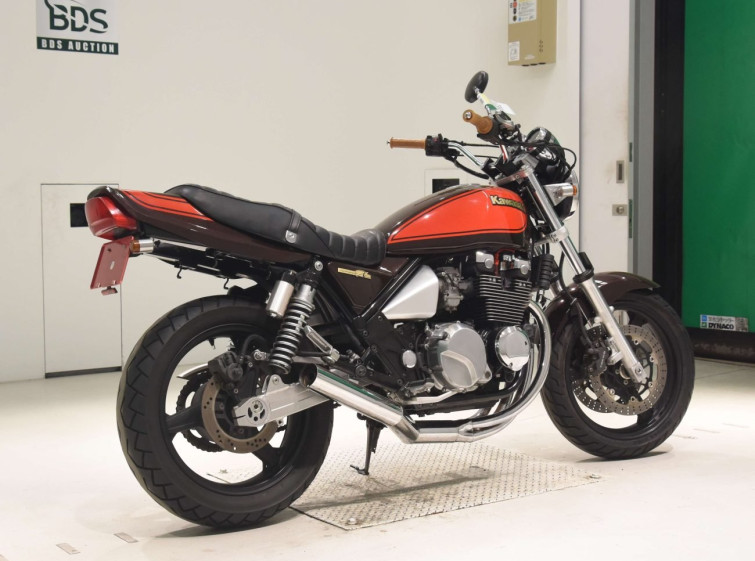 Мотоцикл Kawasaki ZEPHYR400 з пробігом 14851 km
