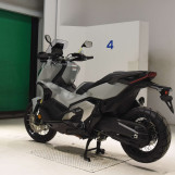 Мотоцикл Honda X-ADV750 з пробігом 3119 km