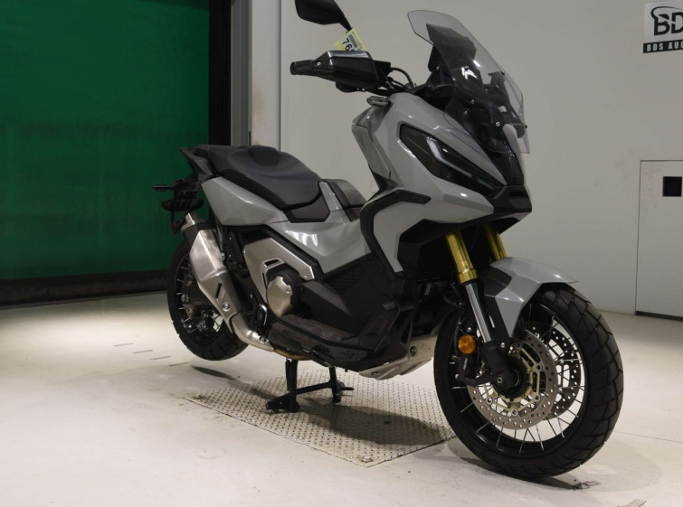 Мотоцикл Honda X-ADV750 з пробігом 3119 km