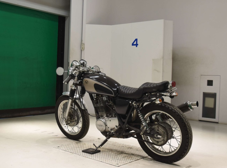 Мотоцикл Yamaha SR400 з пробігом 26346 km