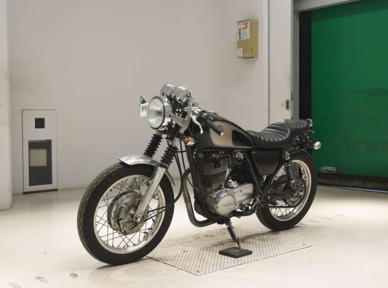 Мотоцикл Yamaha SR400 з пробігом 26346 km