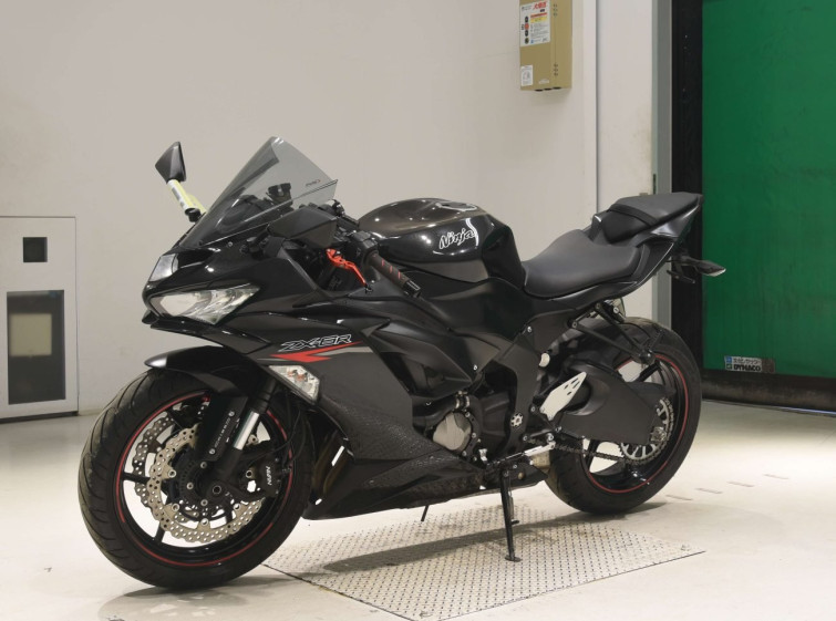 Мотоцикл Kawasaki ZX-6R с пробегом 28527 km
