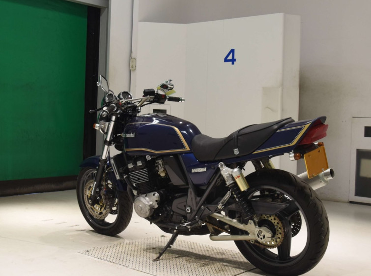 Мотоцикл Kawasaki ZRX400 с пробегом 27867 km