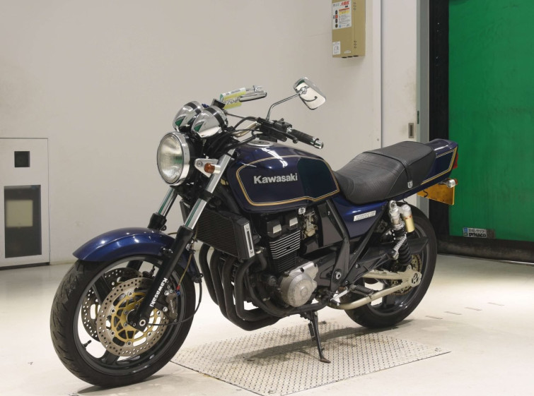 Мотоцикл Kawasaki ZRX400 с пробегом 27867 km