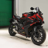 Мотоцикл Honda CBR650R с пробегом 13673 km