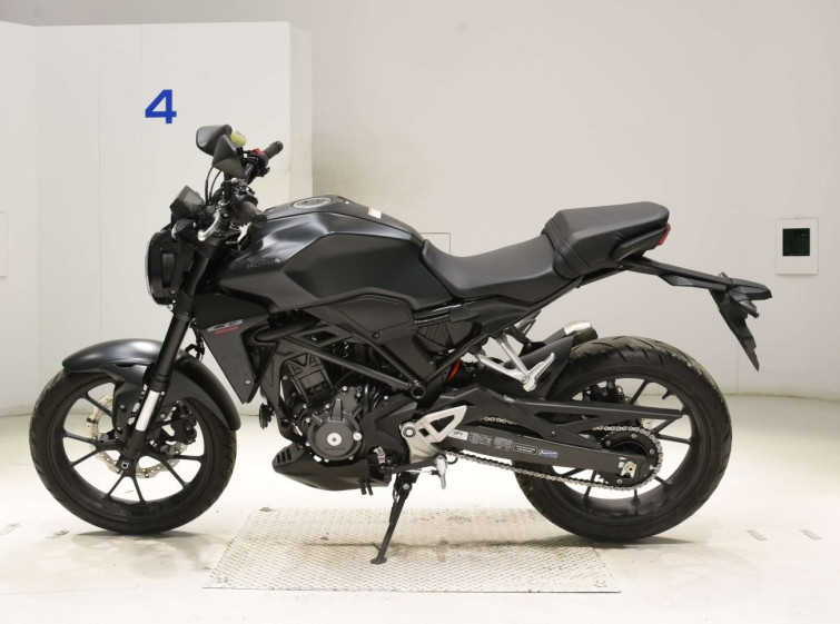 Мотоцикл Honda CB250R з пробігом 8898 km