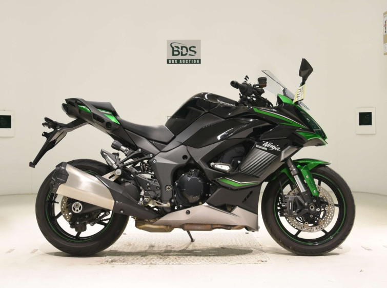 Мотоцикл Kawasaki ninja 1000 sx з пробігом 7413 km
