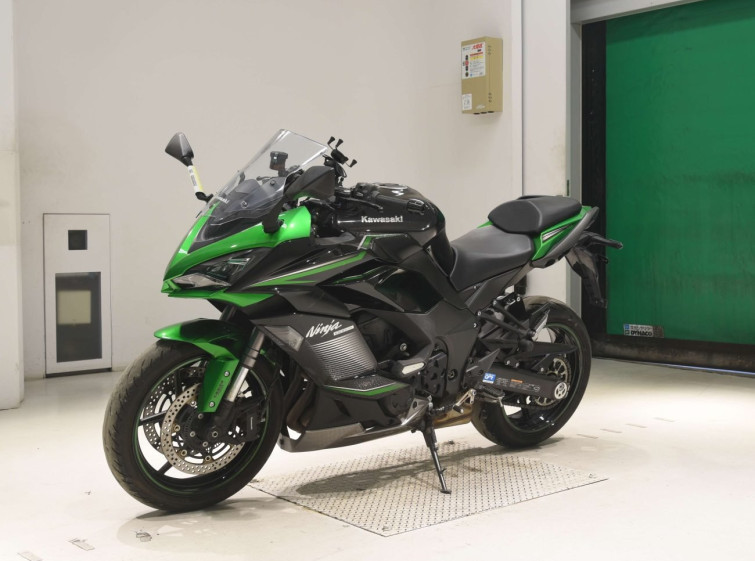 Мотоцикл Kawasaki ninja 1000 sx з пробігом 7413 km