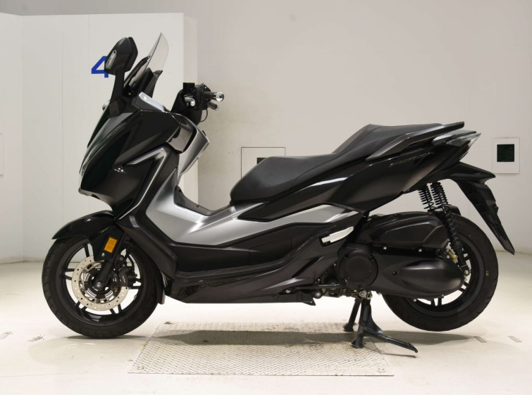 Мотоцикл Honda FORZA с пробегом 19716 km